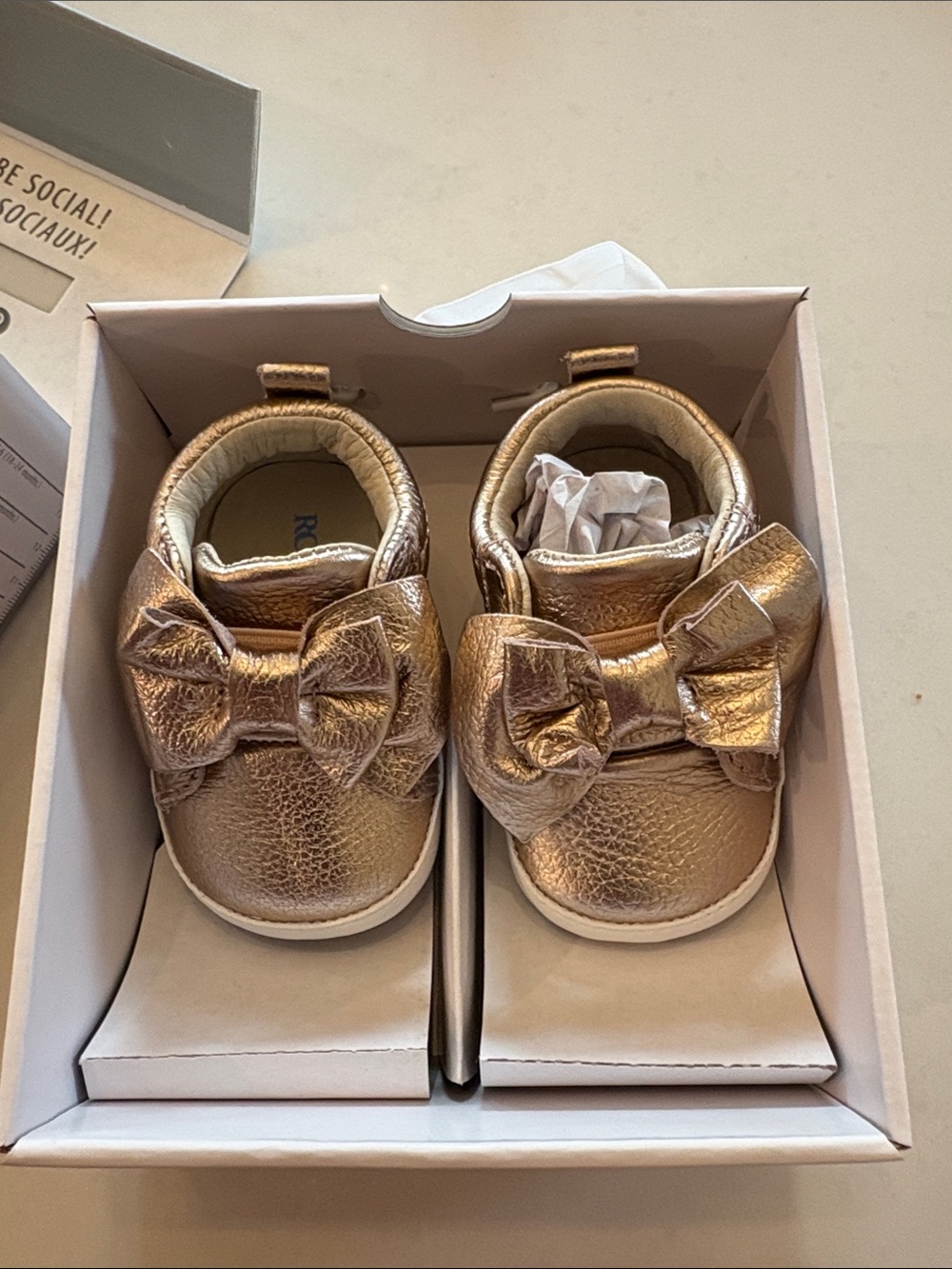 Robeez Metallic Gold Bow Baby Walker Shoes